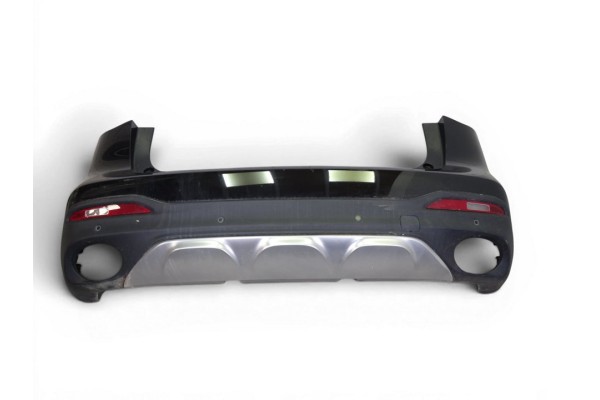 Paragolpes trasero, Mg Hs Luxury 2023