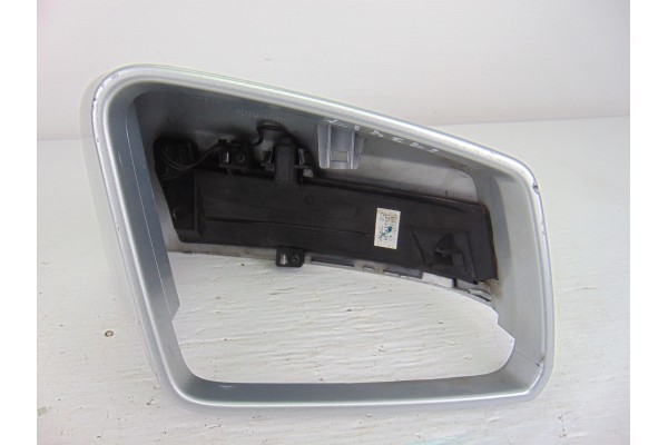 Retrovisor derecho, CARCASA