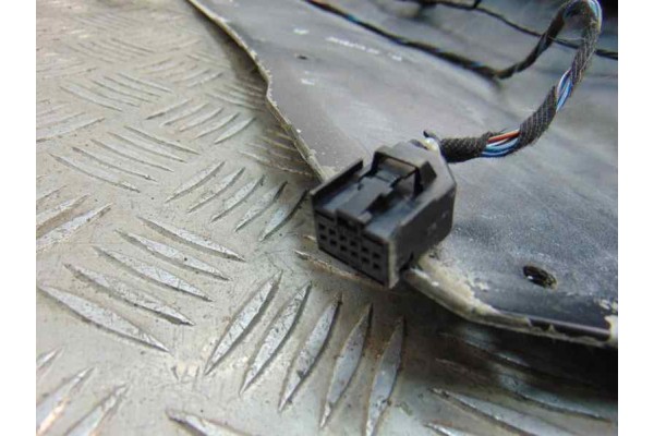 3C0973203  SPOILER PARAGOLPES TRASERO SKODA SUPERB COMBI (3T5) Elegance 2011 3C0973203 182131 SKODA - 4