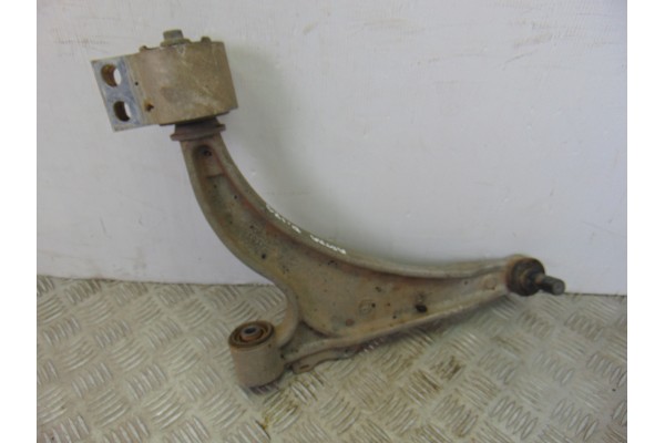 Brazo suspension inferior delantero izquierdo, Opel Astra J Sports Tourer Sport 2010