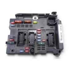 Caja reles / fusibles, Peugeot 307 Break / Sw (S1)(04.2002) Sw 2003, 9657608780