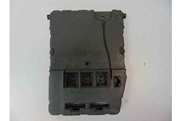 8200305575 CAJA RELES / FUSIBLES RENAULT MEGANE II BERLINA 5P