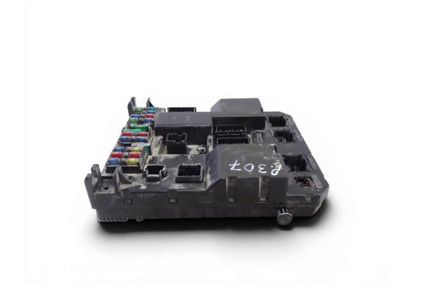 Caja reles / fusibles, Peugeot 307 Break / Sw (S1)(04.2002) Sw 2003, 9651197580