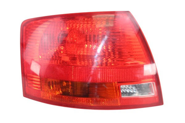 Piloto trasero izquierdo, Audi A4 Avant (8E) 2.7 Tdi (Dpf) 2008