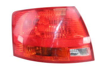 Piloto trasero izquierdo, Audi A4 Avant (8E) 2.7 Tdi (Dpf) 2008