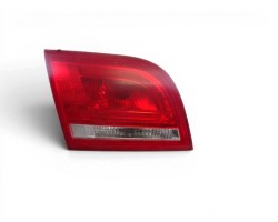 Piloto trasero izquierdo interior, Audi A3 Sportback (8PA) 1.4 TFSI Ambiente 2010