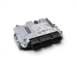 Centralita motor uce, Ford Focus Berlina (CB4) Trend 2009, 0281011701