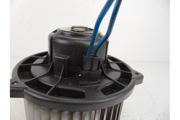 Motor calefaccion, Toyota Corolla Verso (R1) 2,2 D-4D Sport 2006, 01670-0610