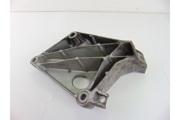 Soporte motor izquierdo, 6775041