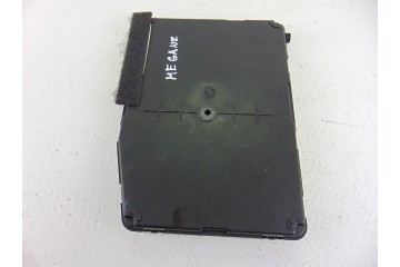 Caja reles / fusibles, Renault Megane Ii Berlina 5P Authentique 2005, 8200412548