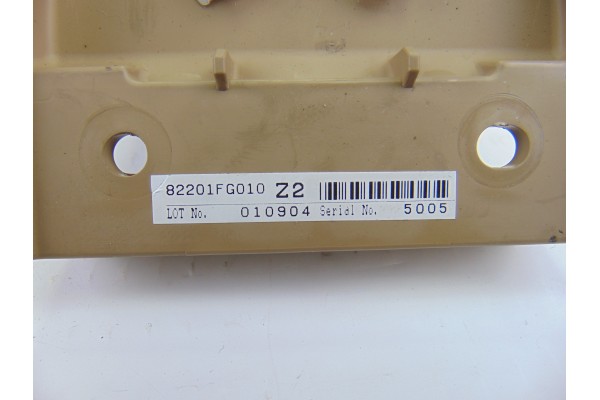 Caja reles / fusibles, Subaru Forester (S12/SH) XS Classic 2010, 82201FG010