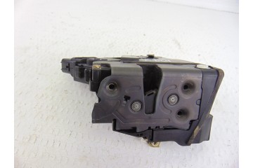 Cerradura puerta trasera derecha, Mazda 3 Berlina (Bk) 1.6 CRDT Active 2007