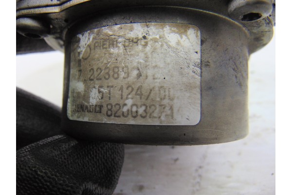 Depresor freno / bomba vacio, Nissan Almera (N16/E) Tekna 2005, 82003271