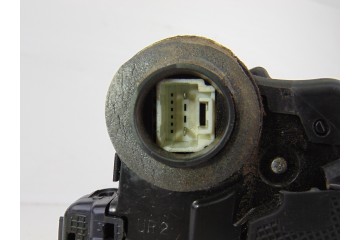 Cerradura puerta trasera derecha, Toyota Auris (E15) Luna 2008