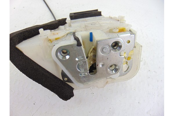 Cerradura puerta trasera izquierda, Subaru Forester (S12/SH) XS Classic 2010
