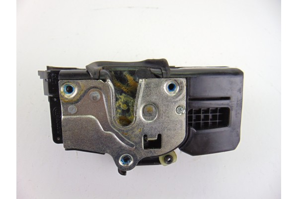 Cerradura puerta delantera derecha, Chevrolet Captiva 2.0 Vcdi Lt 2008