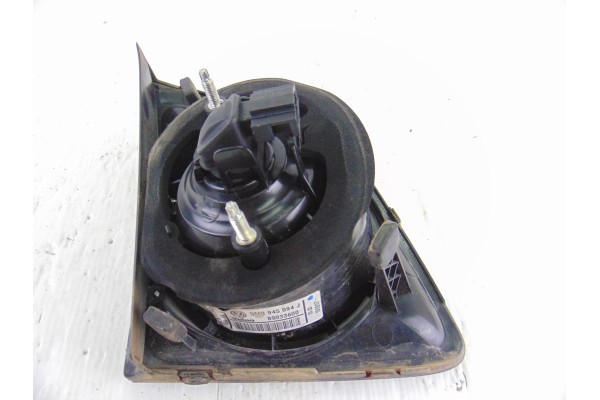 Piloto trasero derecho interior, Volkswagen Golf Plus V (5M1) Highline 2008, 5M0945094J