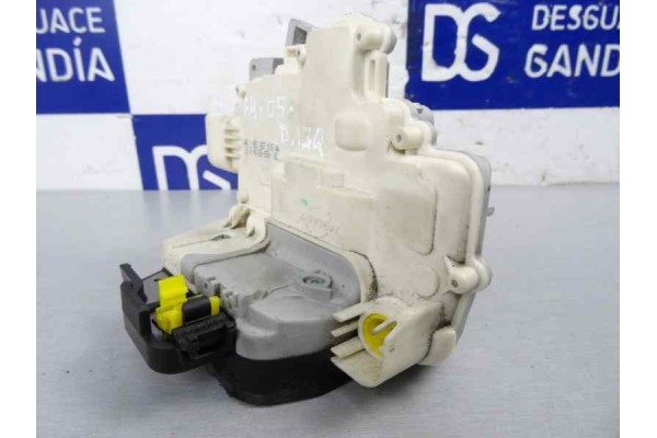 Cerradura puerta delantera izquierda, Audi A4 Avant (8E) 2.0 Tdi 2006, 8E1837015AA