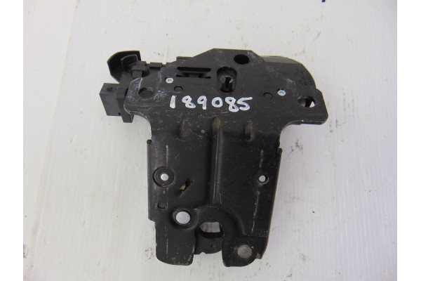 Cerradura maletero / porton, Audi A6 Avant (4F5) 3.0 TDI Quattro (171kW) 2006, 8P4827505C