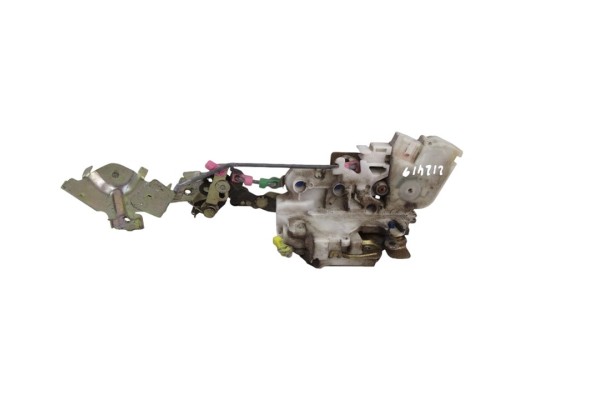Cerradura puerta trasera derecha, Nissan Pickup (D22) TD Doble Cabina Navara 2002