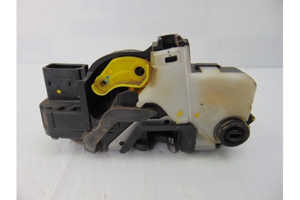 Cerradura puerta trasera izquierda, Chevrolet Aveo Hatchback Lt 2012
