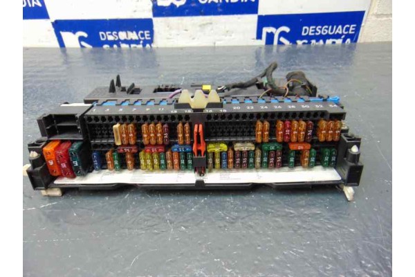 Caja reles / fusibles, Bmw Serie X3 (E83) 3.0d 2004