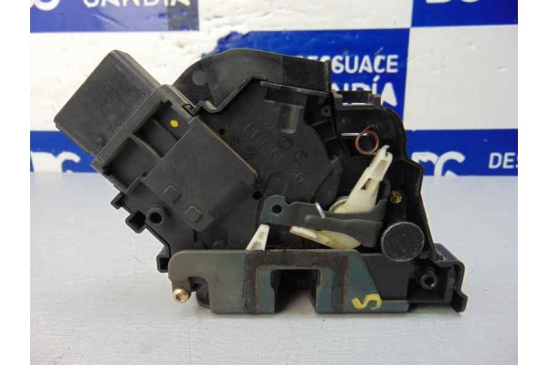 Cerradura puerta delantera derecha, 3M5AH21812AK