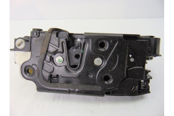 Cerradura puerta trasera izquierda, Volkswagen Polo V (6R1) Advance 2012, 6R4839015