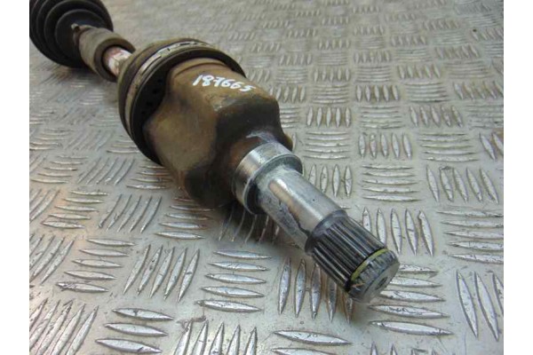 Transmision delantera izquierda, Chrysler Pt Cruiser 2.0 Classic 2001, P04668421AB