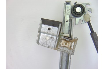 Elevalunas delantero derecho, Ford Focus Berlina (Cak) Ambiente 2004