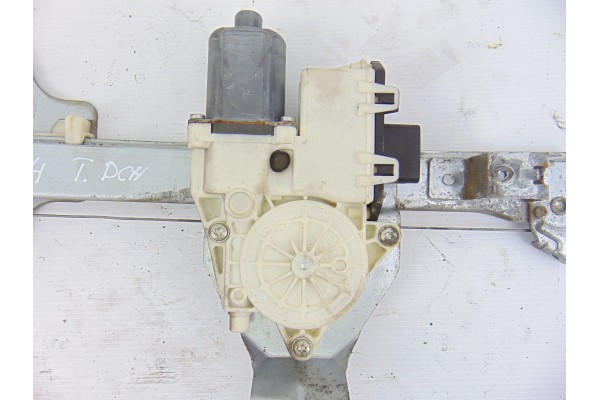 Elevalunas trasero derecho, Citroen C4 Berlina Collection 2006