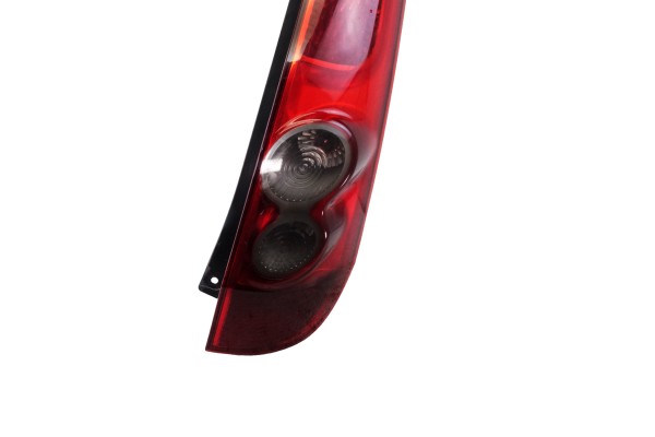 Piloto trasero derecho, Ford Fiesta (Cbk) Ambiente 2006