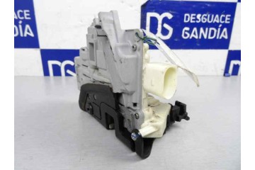 Cerradura puerta trasera izquierda, Volkswagen Passat Variant (3C5) Advance 2009, 3C4839015A