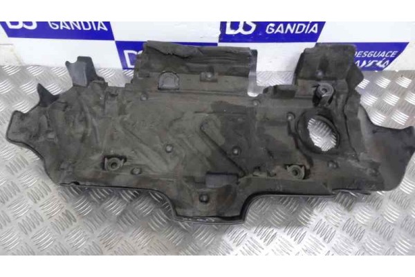 Tapa motor, Volvo XC90 2.4 D Kinetic Geartronic (5 asientos) 2004