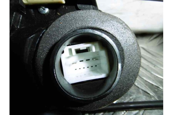Cerradura puerta trasera izquierda, Toyota RAV4 (A3) Executive 2006