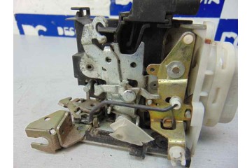 Cerradura puerta delantera derecha, Audi A3 (8L) 1.6 Ambiente 2002, 8L1837016C