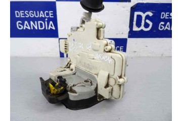 Cerradura puerta trasera izquierda, Audi A6 Allroad Quattro (4FH) 2.7 TDI Quattro 2008, 4F0839015A