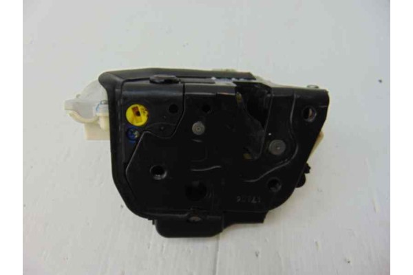 Cerradura puerta trasera izquierda, Audi A6 Avant (4F5) 2.7 Tdi 2005, 4F0839015