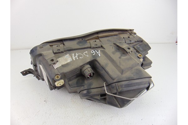 Faro derecho, Audi A6 Berlina (C4) 2.6 1996