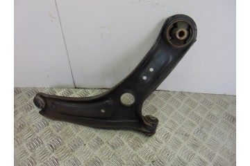 Brazo suspension inferior delantero izquierdo, Hyundai I20 (Gb) Classic 2015