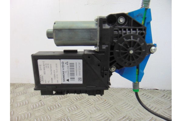 Elevalunas trasero izquierdo, Audi A4 Avant (8E) 2.7 Tdi (Dpf) 2008, 8E0959801E
