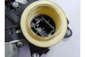 Elevalunas delantero derecho, Toyota Avensis Cross Sport (T27) Advance 2011, 85701-02010
