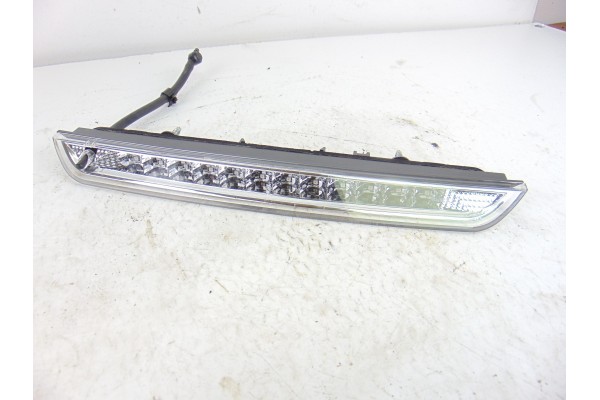 Luz central de freno