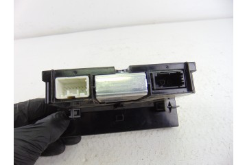 Pantalla multifuncion, Volvo V50 Familiar D4 Kinetic 2011, 31268055