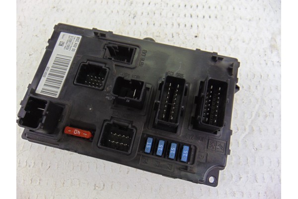 Caja reles / fusibles, Peugeot 407 ST Sport 2005, 9656148080