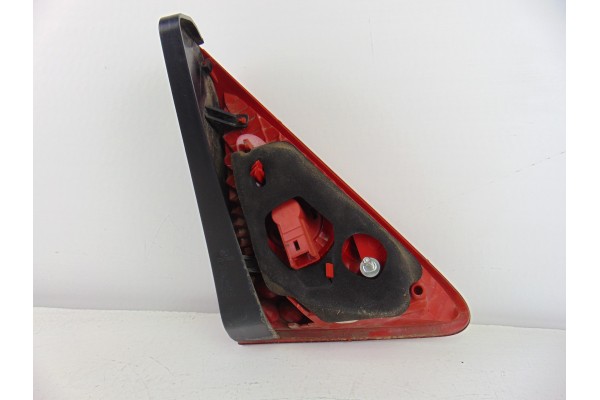 Piloto trasero derecho interior, Peugeot 3008 Confort 2009