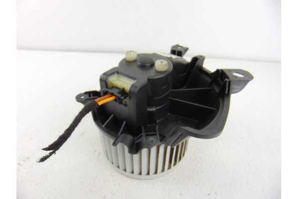 Motor calefaccion, Opel Corsa e Selective 2017, 13335075