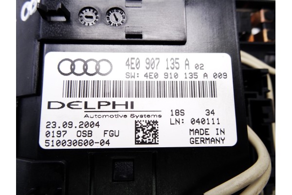 Luz interior, Audi A8 (4E) 3.0 TDI Quattro 2005, 4E0907135A