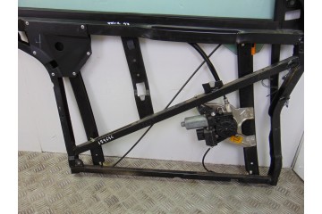 Elevalunas delantero izquierdo, Audi A6 Berlina (4B2) 2.8 Quattro 2000, 4B0837461