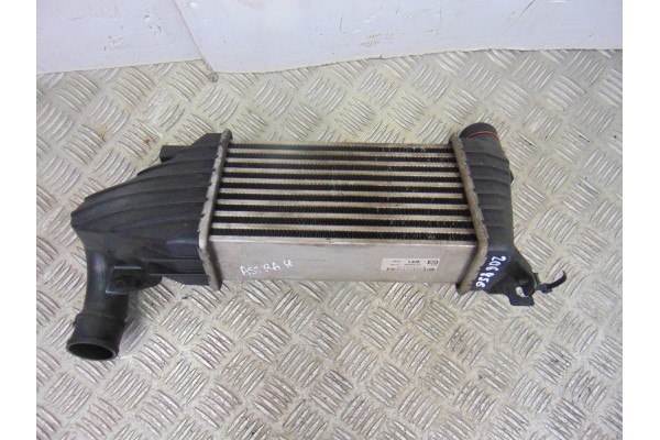 Intercooler, Opel Astra H Berlina Cosmo 2004, 13128926